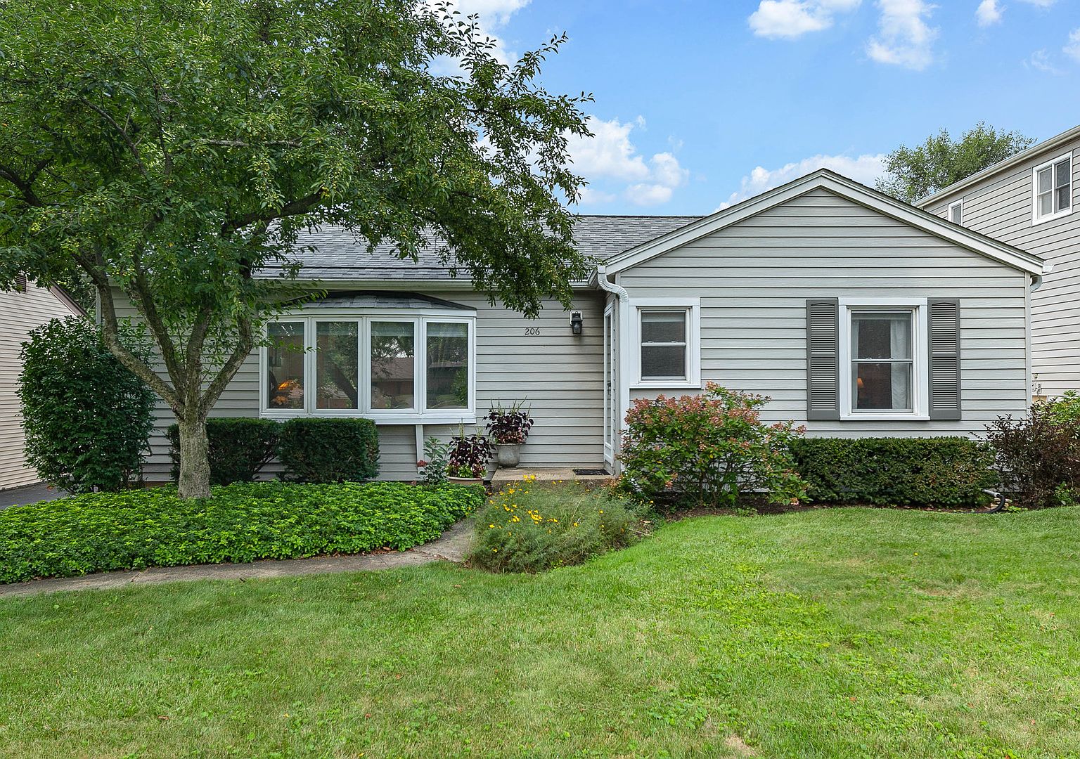 206 N Pierce Ave, Wheaton, IL 60187 MLS 11864053 Zillow