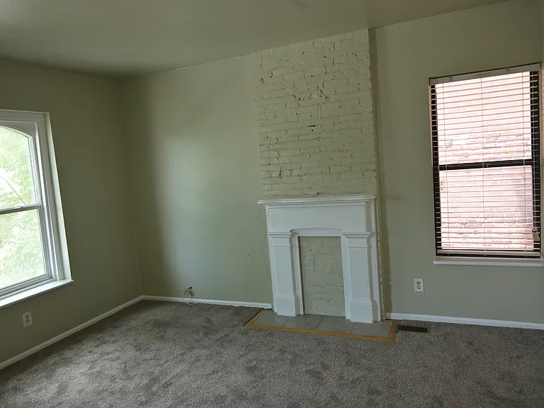 805 Russell Blvd #1 — Photo 11