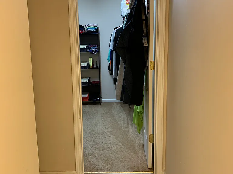 Walk in closet