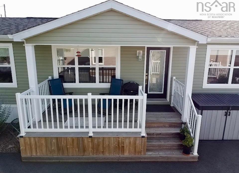 1st image of 56 Merriweather Cres