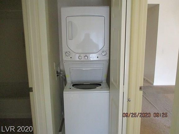5th image of 15 E Agate Ave Unit 405