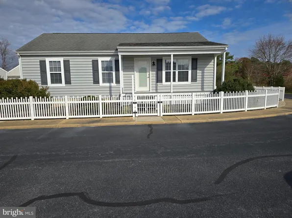 33795 N Hampton Cir, Frankford, DE 19945