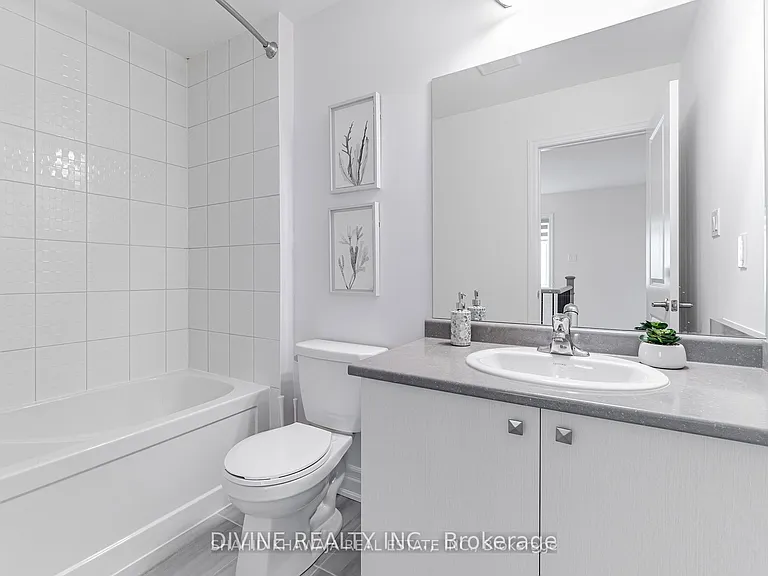 9241 White Oak Ave — Photo 35