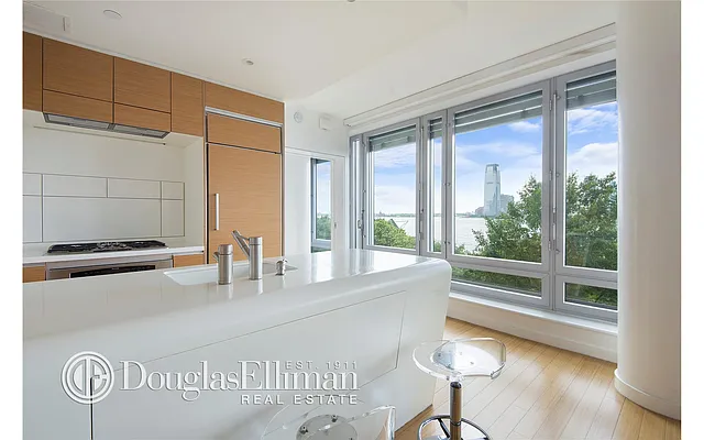Rented by Douglas Elliman | media 40