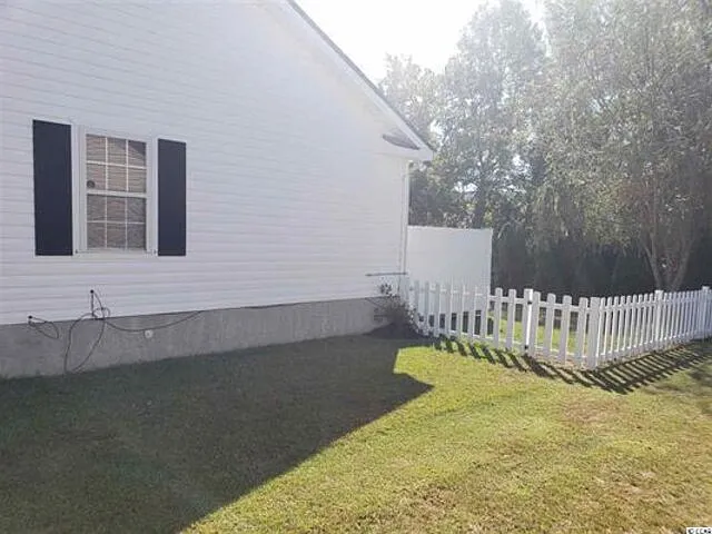 9629 Sullivan Dr — Photo 17
