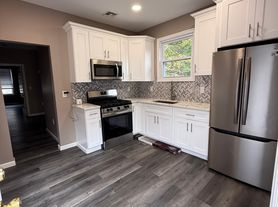 69 E Main St, Butler, NJ