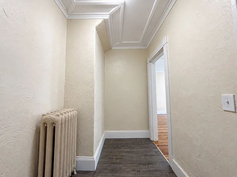 5 Hope St #1 — Photo 2