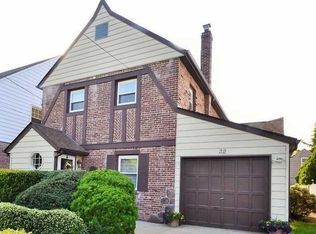 32 Summit Rd, Clifton, NJ 07012
