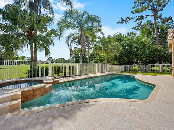 3rd image of 8738 Marlamoor Ln