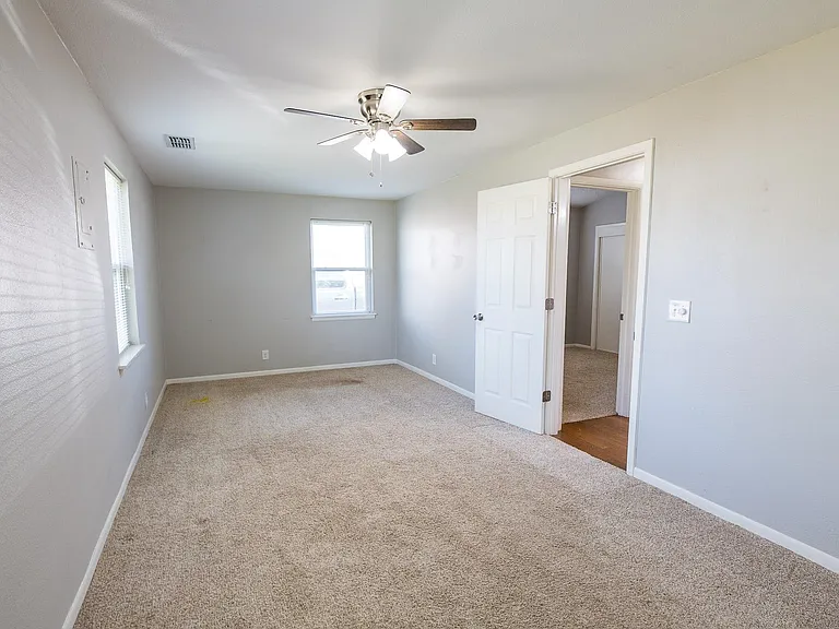 4602 Karla St — Photo 20