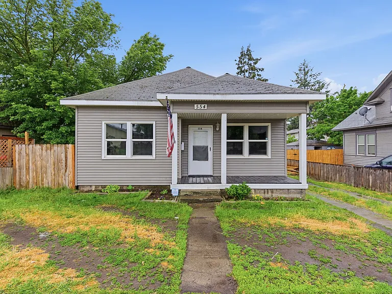 554 E Bridgeport Ave — Photo 1