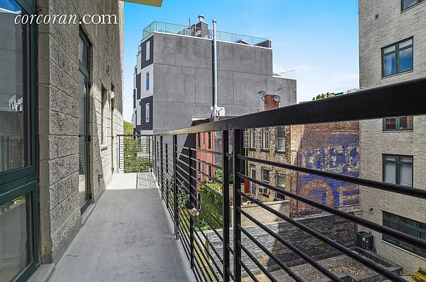 Sold by Corcoran | media 19