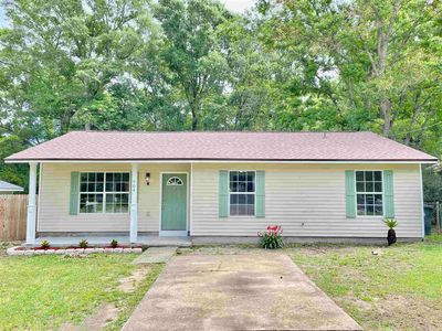 704 Escambia Ave, Cantonment, FL, 32533