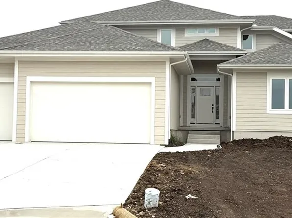 12810 W 172nd Ter, Overland Park, KS 66221