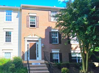 12103 Green Ledge Ct APT 201, Fairfax, VA 22033
