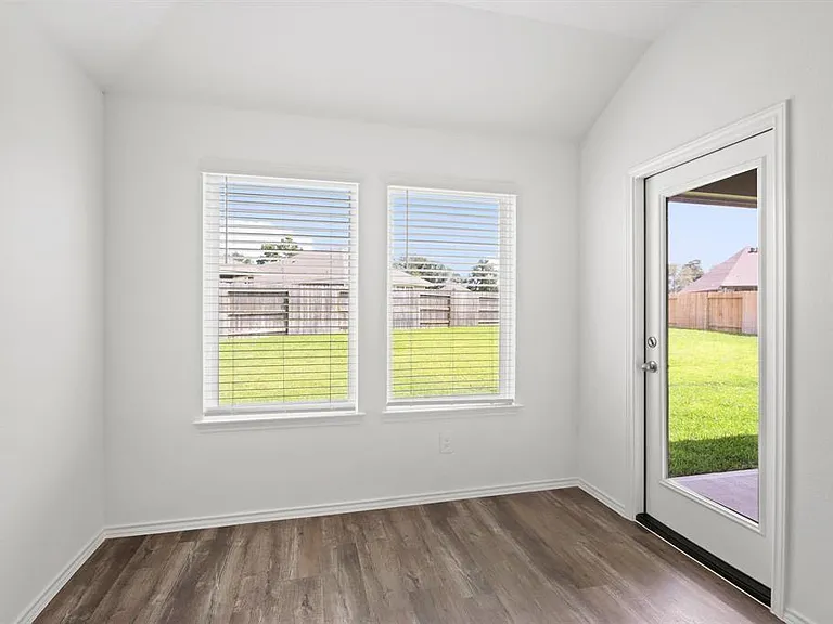 14207 Yellow Jacket Ct — Photo 7