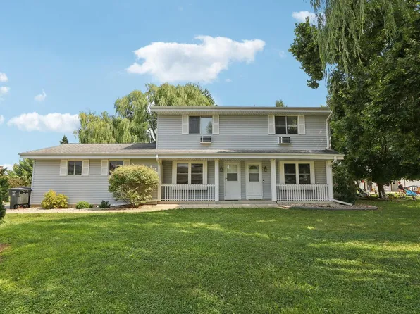 713 Aber COURT, Waterford, WI 53185