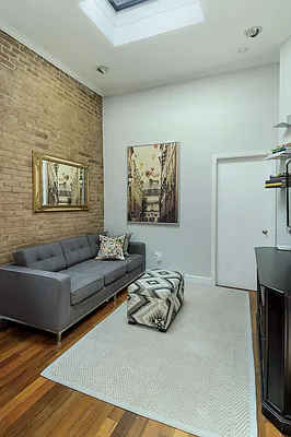 Sold by Compass | media 2