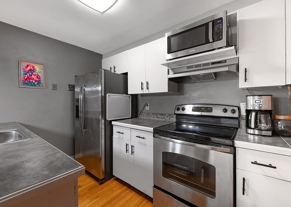 1st image of 80 Beaumont St APT 101