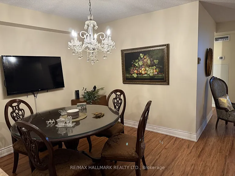 Clarissa Dr E — Photo 9