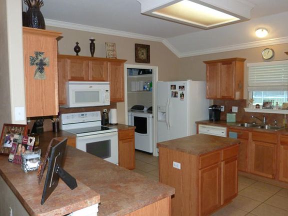 3rd image of 2114 Mendocino Dr