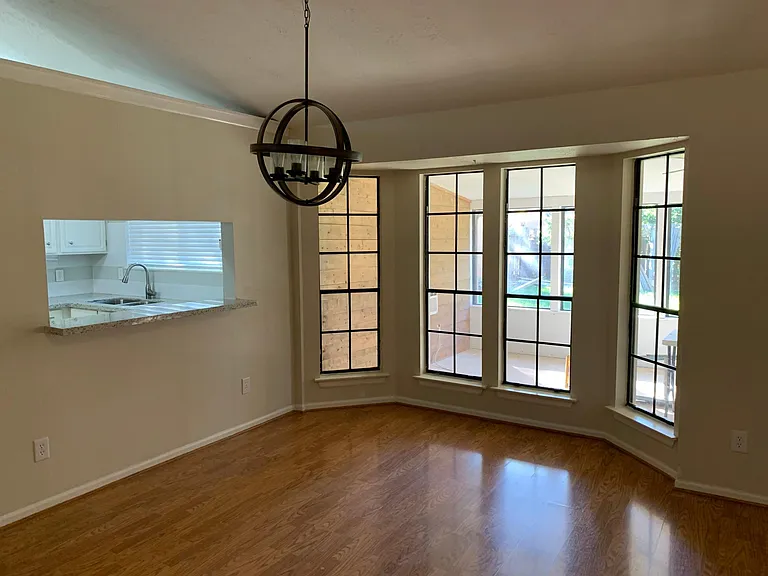 Closer view of family room pass thru window to kitchen