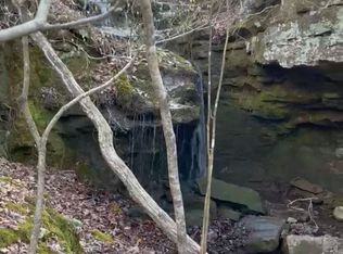 2 Plumlee Rd, Compton, AR 72624