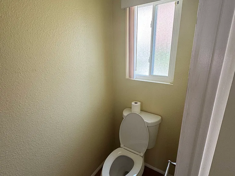 Half bathroom Toliet