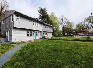 1901 Barlowe Pl, Landover, MD
