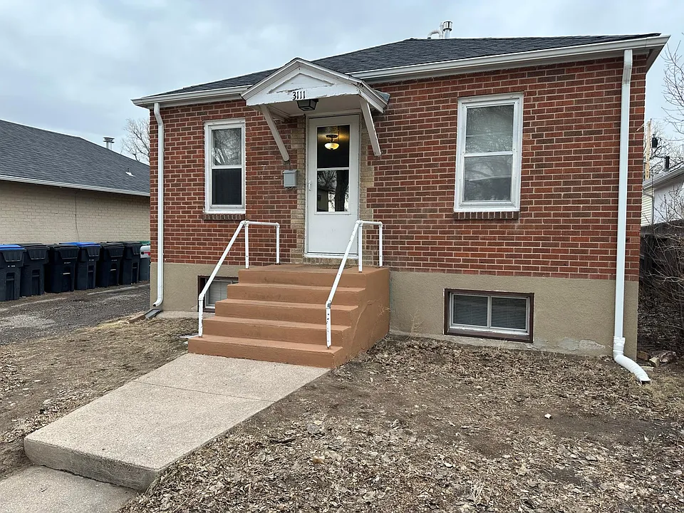 3111 Reed Ave