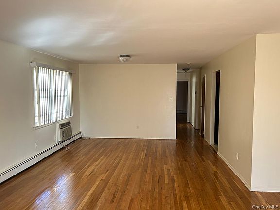 3rd image of 24615 137th Avenue