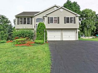 240 Lishakill Rd, Niskayuna, NY 12309