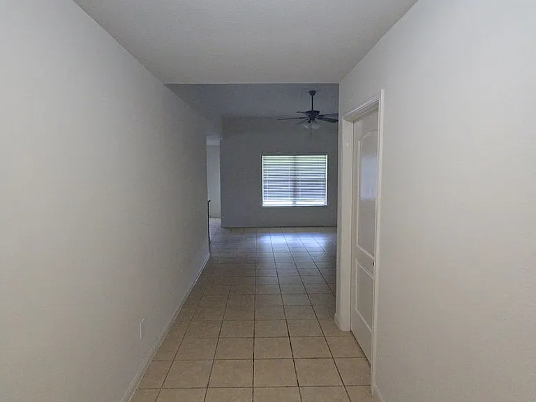 2303 Golden Brandy Ln — Photo 17