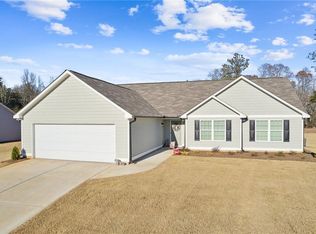 47 Rachel Ln, Hartwell, GA 30643