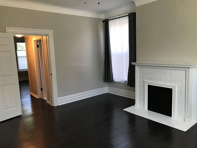 419 Whitney Ave #1 — Photo 3