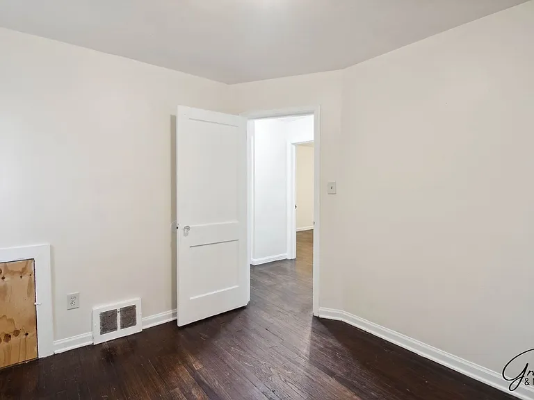 19035 Fielding St — Photo 10