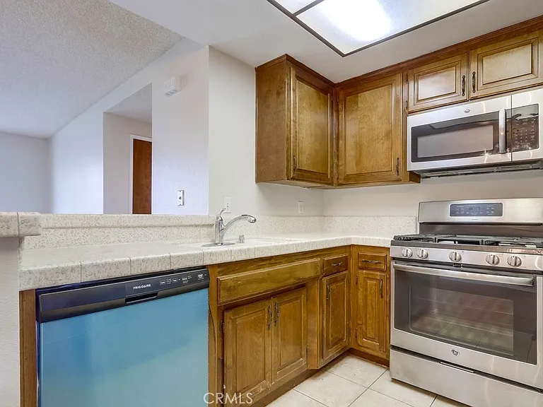 24378 El Pilar — Photo 8