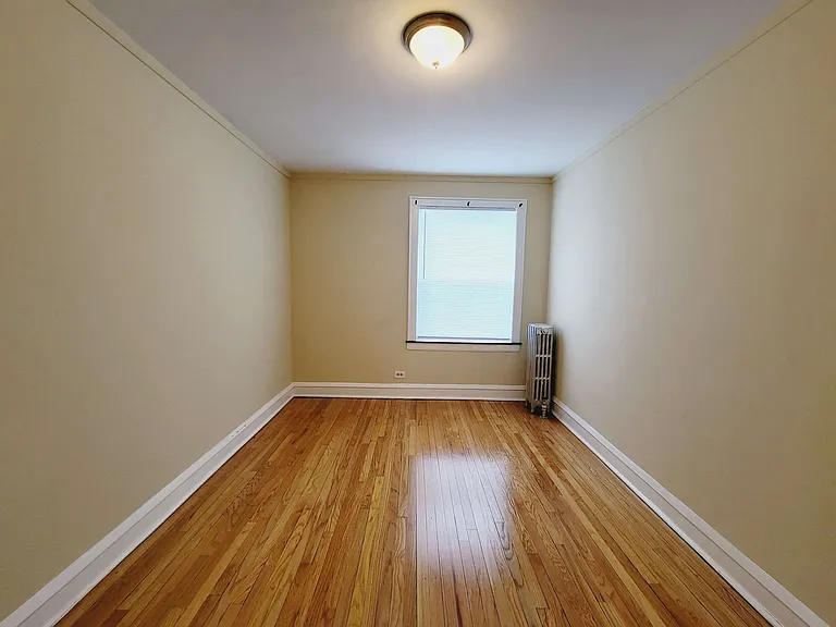 One Bedroom (4141-E2)