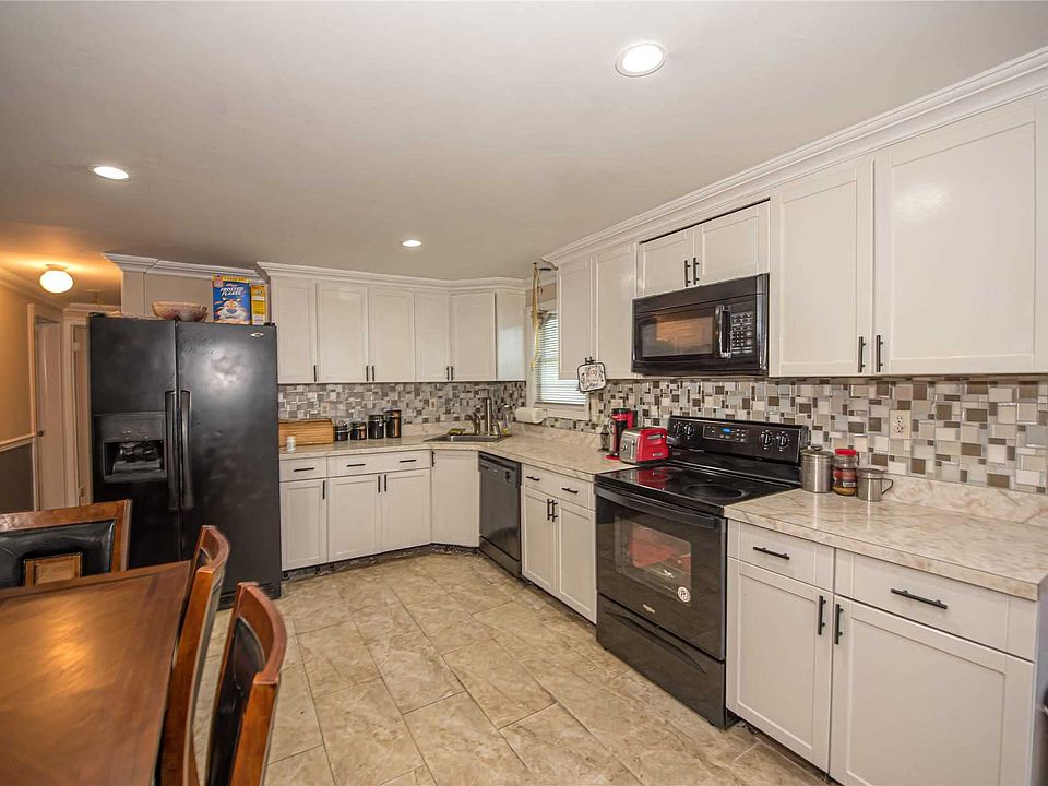 1st image of 54 E Booker Ave