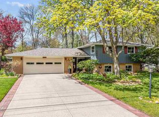 2031 S Kernan Ave, Appleton, WI 54915