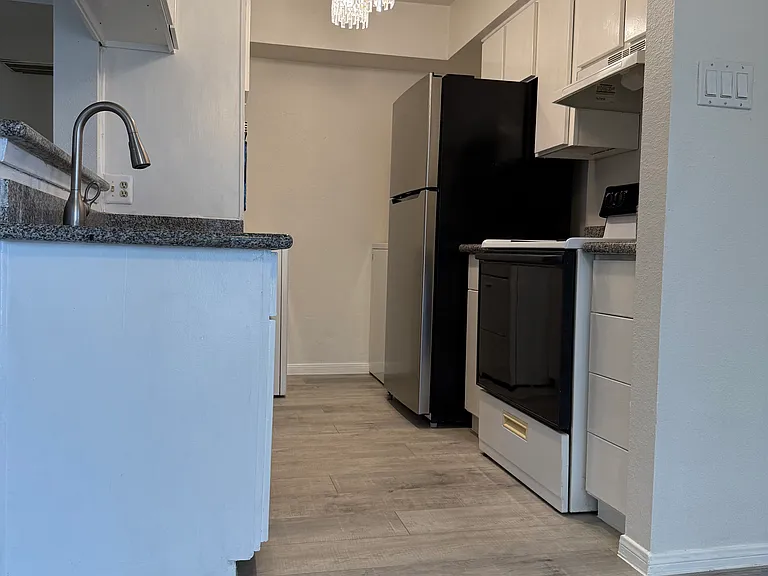 2626 Holly Hall St #406 — Photo 6