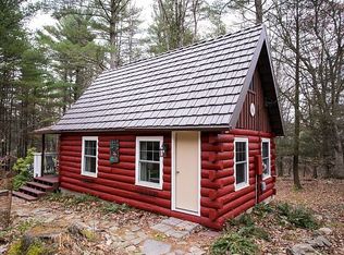 127 Lowell Dr, Cresco, PA