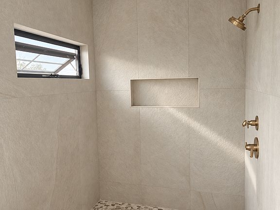 5th image of 2530 3/4 Foothill Dr