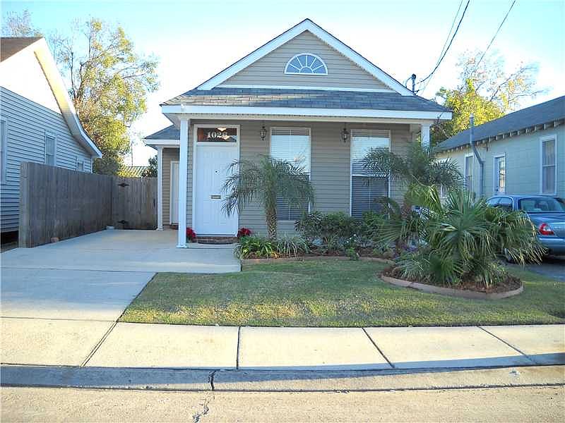 1026 11th St, Gretna, LA 70053 Zillow