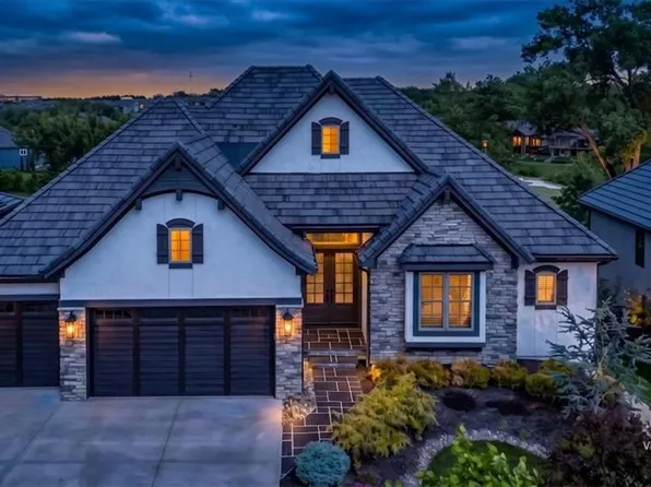 9333 Cottonwood Canyon Dr, Lenexa, KS 66219