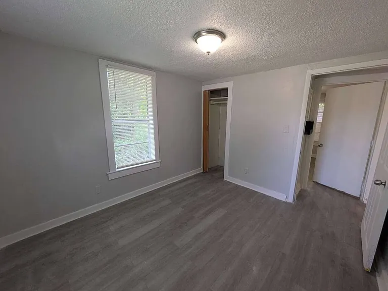 1760 Audubon St — Photo 7