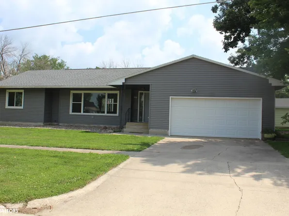 625 Blackstone Dr, Garner, IA 50438