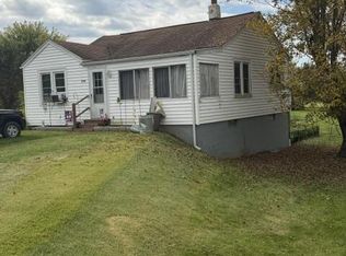 3144 Skyline Hwy, Galax, VA 24333
