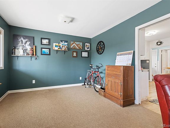 3rd image of 618 Chestnut Street