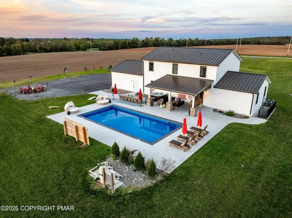 230 Granite Station Rd, Gettysburg, PA 17325